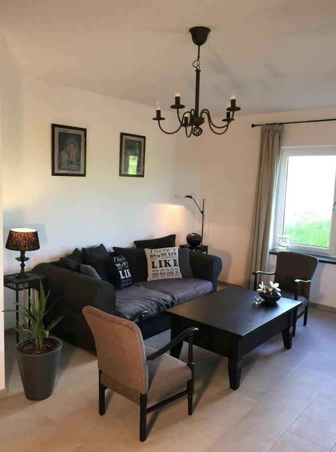 Damhills Apartments Bronowko Extérieur photo